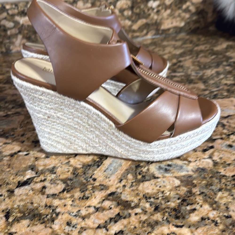 New Michael Kors Roslyn sandals